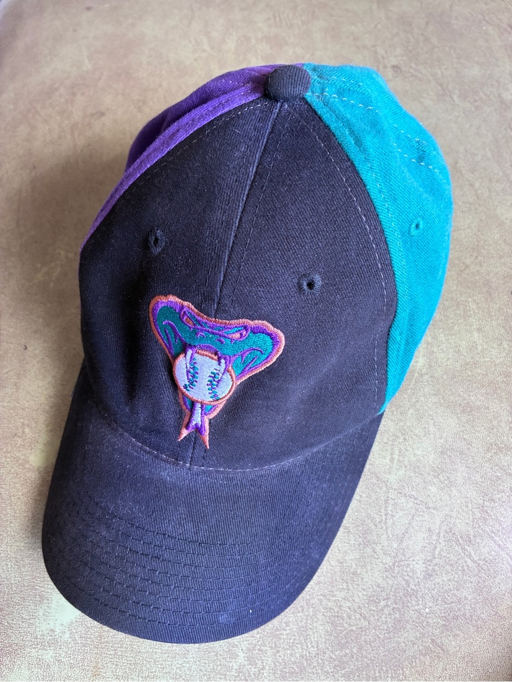 😎 Vintage 90s Arizona Diamondbacks brushed cotton adjustable hat
